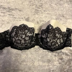 Gently worn Victoria’s Secret strapless bra